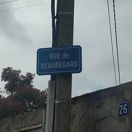 Beauregard Apartment *